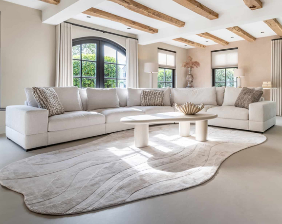 Richmond Interiors Logo