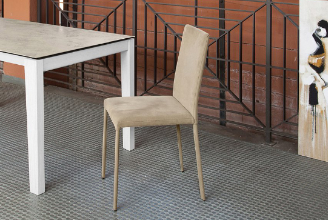 Tafaruci Chloe Range Logo